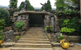 Gold Rock Hotel